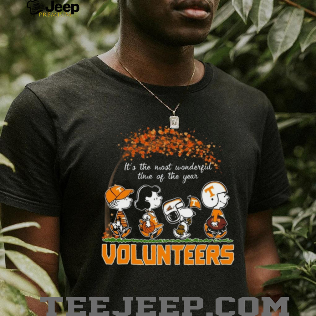 Tennessee Volunteers Peanuts Football Fall Time Coffee Shirt
