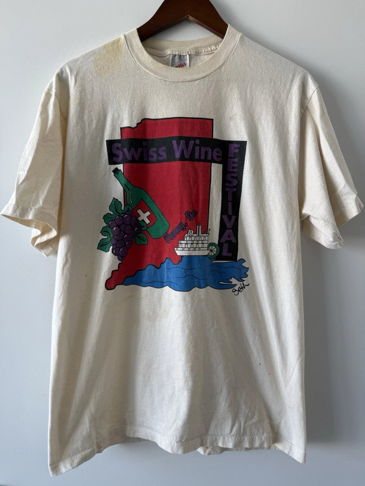 VINTAGE 80s Swiss Wine Festival Retro Graphic Art T-Shirt